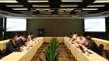 省郵政管理局局長(zhǎng)、省交通運(yùn)輸廳副廳長(zhǎng)陳凱一行到英特調(diào)研指導(dǎo)